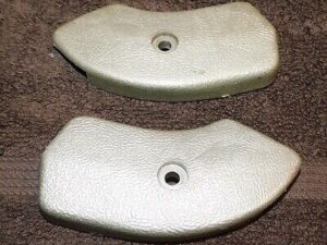 1965 1966 1967 Mustang GT Shelby Cougar Xr7 ORIG L+R IVY GOLD SEAT HINGE COVERS