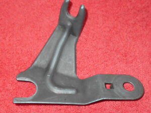 1968 Ford Mustang GT Mercury Cougar Xr7 ORIG 289 302 P/S PUMP HOSE INDEX BRACKET