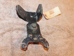 1953-64 Ford Fairlane Galaxie Thunderbird Falcon Comet Monterey NOS HORN BRACKET