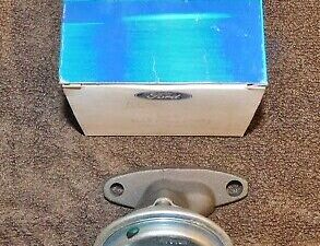 1974-1977 Ford Bronco F100 F150 F250 F350 Truck NOS 8-CYL 302 M/T EGR VALVE