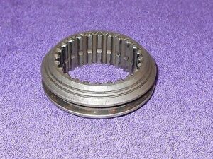 64 1965 1966 67 Ford Mustang Falcon Fairlane 2.77 3 SPEED CLUTCH SLIDING SLEEVE