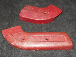 1968 1969 Mustang GT Mach 1 Boss Grande Cougar Xr7 ORIG RH RED SEAT HINGE COVERS
