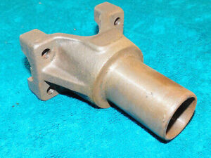 1965-1979 Ford F100 F150 F250 NOS 3 4 Speed TRANS OUTPUT SHAFT FLANGE SLIP YOKE