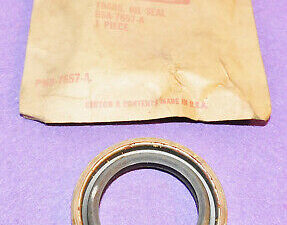 1949-1964 Ford Mercury Car 1949-1965 Lincoln NOS TRANS REAR TAIL SHAFT OIL SEAL