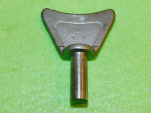 1963 1964 1965 1966 1967 Mustang Falcon Fairlane 2.77 3 SPEED REVERSE SHIFT FORK