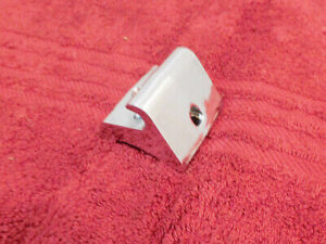 64-66 Thunderbird Hardtop Landau ORIG SUN VISOR CENTER BRACKET w/o ROOF CONSOLE