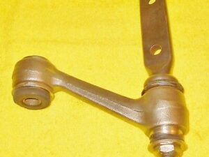 1975 1976 1977 Ford Maverick Grabber Mercury Comet Gt ORIG STEERING IDLER ARM