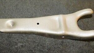 64 1965 1966 Mustang Fastback Coupe Conv ORIG 6-CYL 170 200 M/T CLUTCH FORK 3.03