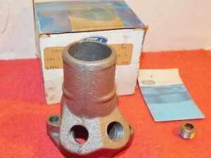 1974-76 Ford LTD Torino Montego NOS 351M 400 THERMOSTAT HOUSING WATER CONNECTOR