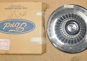 1979-1982 Mercury Grand Marquis Colony Park NOS 15" DELUXE WHEEL COVER HUB CAP