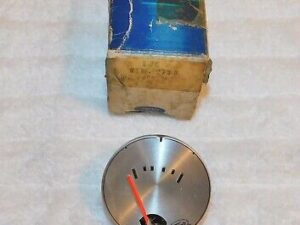 1957-1964 Ford F T B C 600 750 850 950 1000 1100 Truck NOS OIL PRESSURE GAUGE