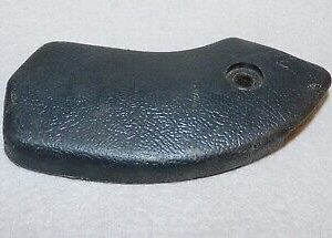 1964 1/2 1964.5 Ford Mustang Coupe Convertible ORIG PS RH BLACK SEAT HINGE COVER