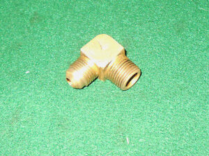 1970 1971 1972 73 Mustang Torino Cougar Cyclone ORIG 351C INTAKE VACUUM FITTING