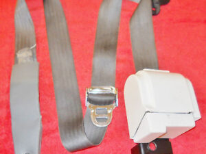 1987 1988 1989 Mustang LX GT Saleen ORIG GREY PS RH FRONT SEAT BELT RETRACTOR