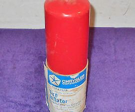 Dodge Plymouth Chrysler NOS ORIG G78 x 14 x 15 SPARE TIRE INFLATOR BOTTLE Full