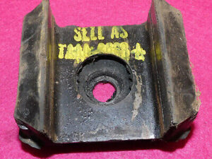 1953-60 Ford F-1 F100 F250 Truck NOS 223 272 ENGINE REAR MOUNT SUPPORT INSULATOR