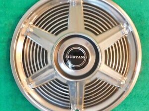 1964 1/2 1965 Mustang Fastback Coupe Convertible NOS 14" WHEEL COVER HUB CAP