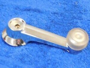 1972-79 Ford L-Series 500 600 900 1975-79 F800 CL-CLT900 NOS DOOR WINDOW HANDLE