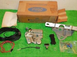 1977-1979 Ford Mercury NOS ELECTRIC LUGGAGE COMPARTMENT TRUNK LATCH RELEASE KIT