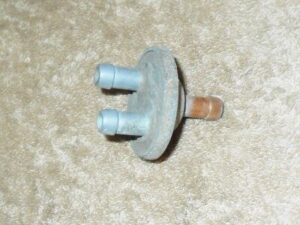 1967 1968 1969 1970 Cougar XR7 XR7G GTE Eliminator HEAD LIGHT VACUUM CHECK VALVE