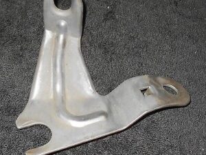 1968 Ford Mustang GT Torino Cougar Xr7 ORIG 289 302 P/S PUMP HOSE INDEX BRACKET