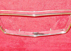 1968 Mustang Fastback Coupe Sprint GT Convertible ORIG GRILLE CENTER TRIM CORRAL