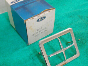 1975 1976 1977 1978 Bobcat Runabout Villager NOS RH PARKING LAMP DOOR BEZEL