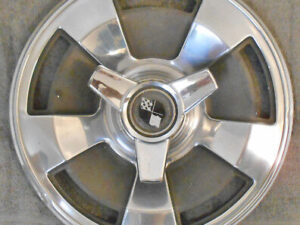 1966 Corvette Sting Ray Coupe Convertible ORIGINAL SPINNER HUB CAP WHEEL COVER