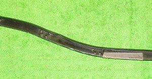 1967 1968 Mustang Coupe GT Convertible NOS LH QUARTER WINDOW RUBBER WEATHERSTRIP