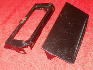 1969 1970 Mustang Mach 1 Boss Grande Cougar Xr7 ORIG BLACK CONSOLE ASH TRAY DOOR