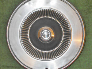 1971 1972 1973 Mustang Grande Coupe ORIG 14" DELUXE GRANDE WHEEL COVER HUB CAP