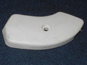 1965 1966 1967 Mustang GT GTA Shelby Cougar Xr7 ORIG RH WHITE SEAT HINGE COVER