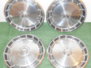 1971 1972 1973 Mustang Fastback Coupe Convertible ORIG WHEEL COVERS HUB CAPS SET