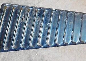 1967 1968 Mustang GT GTA Fastback LH ROOF AIR EXTRACTOR LOUVER VENT OUTER GRILLE