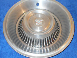 1963 1964 Cadillac 62 DeVille Eldorado Fleetwood 75 ORIGINAL HUB CAP WHEEL COVER