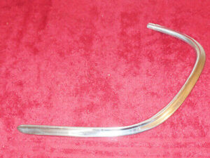 1960 1961 Falcon Deluxe Futura Sedan Wagon ORIG RH FRONT FENDER TRIM MOLDING
