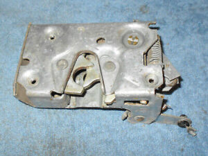 1971 1972 1973 Mustang Mach 1 Boss Grande Cougar Xr7 Convert ORIG RH DOOR LATCH