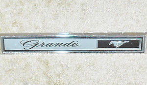 1969 1970 Mustang Grande Coupe ORIGINAL WOOD GRAIN DASH RH 'GRANDE' EMBLEM