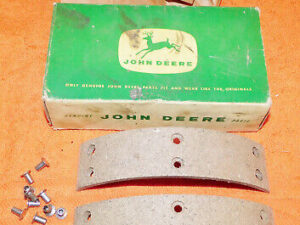 1939 1940 1941 1942 1943 44 45 46 John Deere B Tractor NOS BRAKE LINING FACINGS