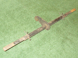 1970 Cougar Convertible XR7 Eliminator HEAD LIGHT GRILLE DOOR ACTUATOR CTR SHAFT