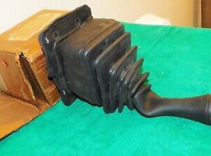 1985 1986 1987 Ford Escort Tempo Lynx Topaz NOS 4-SPEED SHIFTER BOOT - KNOB ASSM
