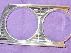 1963 Ford 300 Galaxie 500 XL Fastback Sunliner RH HEAD LIGHT DOOR GRILLE BEZEL