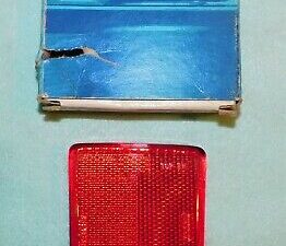 1968 Ford Fairlane 500 Torino GT NOS FASTBACK RH REAR QUARTER PANEL REFLECTOR