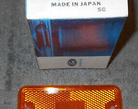1977-1982 Ford Courier Mazda B1800 B2000 B2200 NOS FRONT FENDER MARKER LAMP LENS
