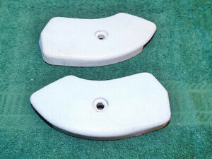 1965 1966 1967 Mustang GT Shelby Cougar Xr7 ORIG L+R PARCHMENT SEAT HINGE COVERS