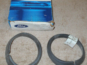 1964 1965 1966 Mustang GT Shelby NOS FRONT L+R PARKING TURN SIGNAL LIGHT GASKETS