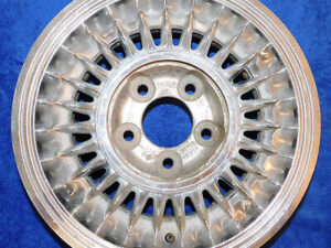 1954 1955 1956 Cadillac 62 60 70 Eldorado Biarritz 15x6 KELSEY HAYES SABRE WHEEL