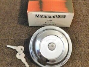 1971-1973 Ford Mustang Fastback Coupe Convertible NOS LOCKING FUEL GAS CAP