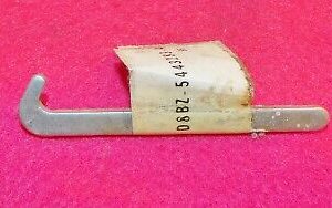 1978-82 Fairmont Futura Zephyr Z7 Coupe Sedan NOS TRUNK DOOR LATCH EXTENSION ROD