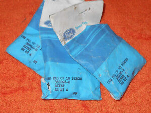 Ford Mercury Lincoln NOS New Old Stock SS 47 A RETAINER RIVETS 30 Count 385098-S